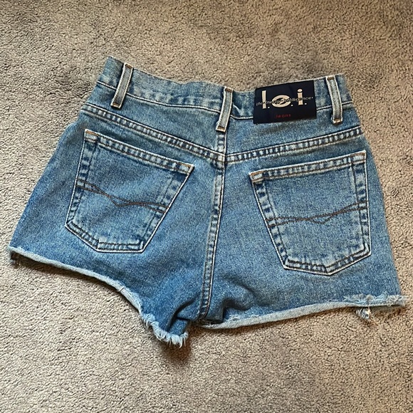 Vintage l.e.i Jean Shorts - Picture 2 of 5